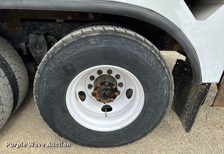 image for item DU9681 2015 Freightliner Business Class M2 crane truck