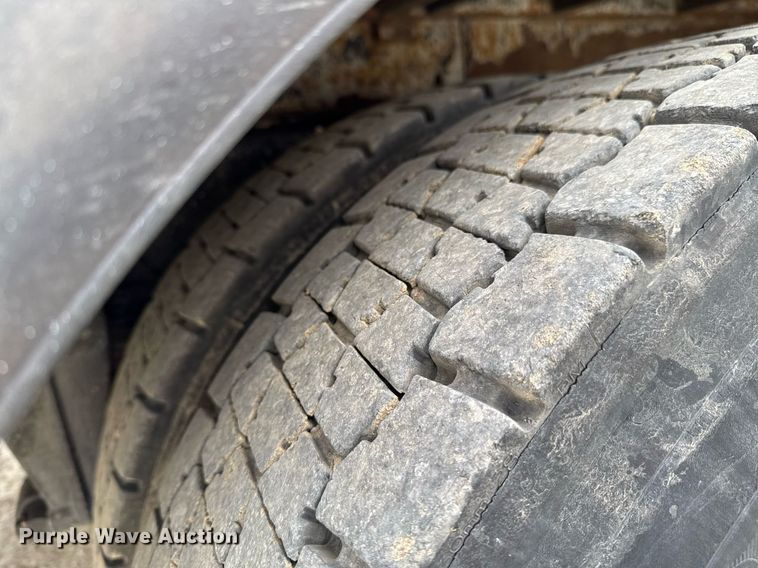 image for item DU9681 2015 Freightliner Business Class M2 crane truck