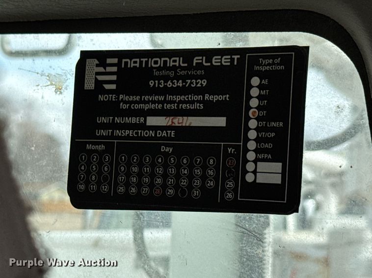 image for item DU9681 2015 Freightliner Business Class M2 crane truck