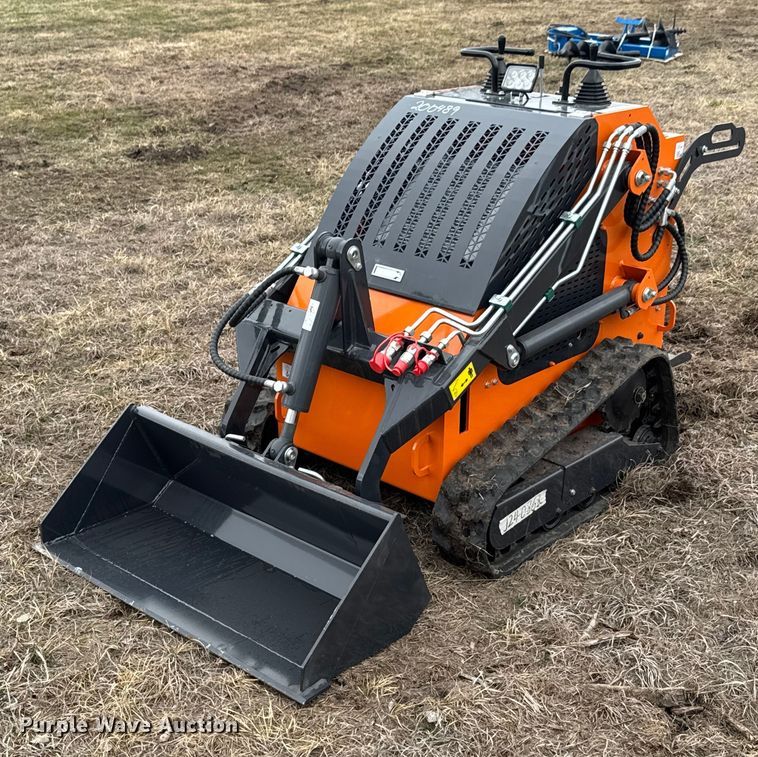 image for item DU9685 Compact utility loader