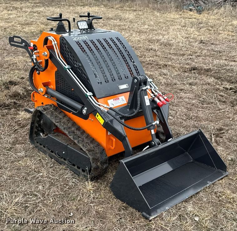 image for item DU9685 Compact utility loader