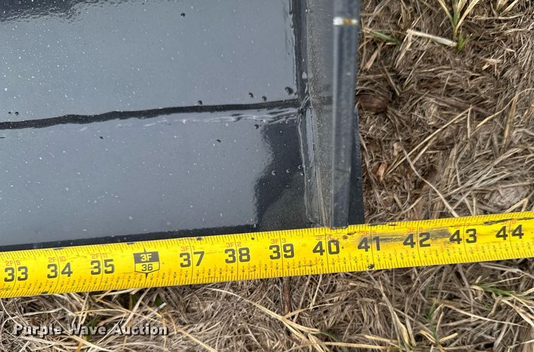 image for item DU9685 Compact utility loader