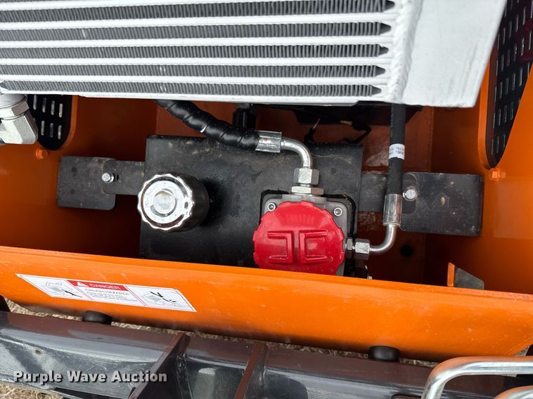 image for item DU9685 Compact utility loader