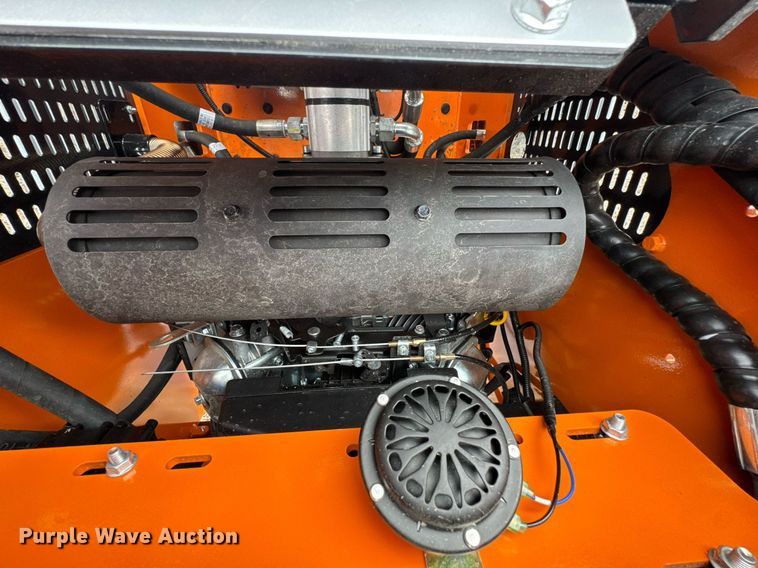 image for item DU9685 Compact utility loader