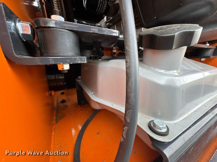 image for item DU9685 Compact utility loader