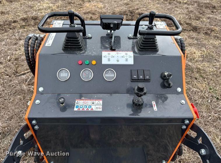 image for item DU9685 Compact utility loader