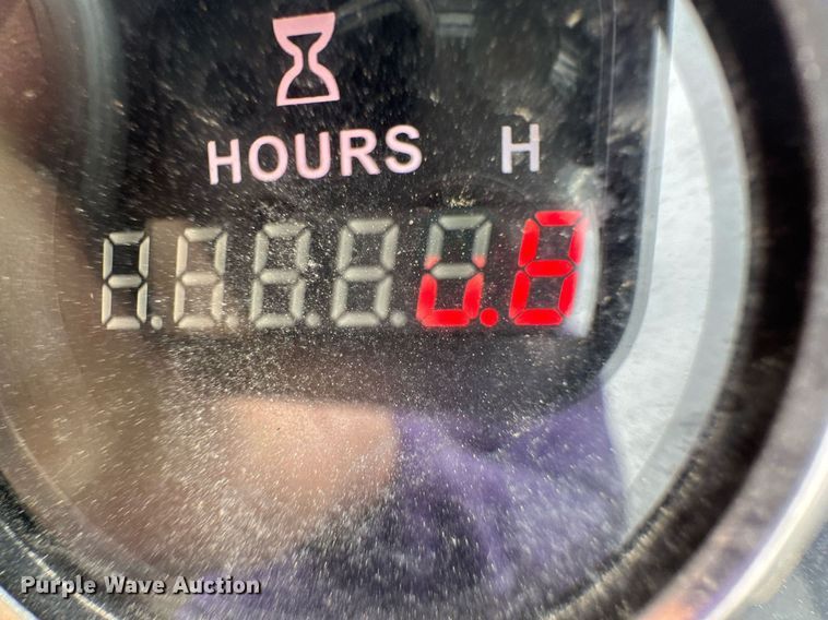 image for item DU9685 Compact utility loader