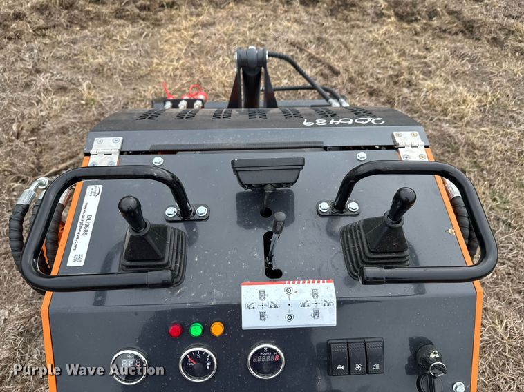 image for item DU9685 Compact utility loader