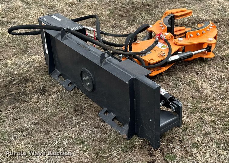 image for item DU9686 2024 LandHonor RG-11-5000G skid steer rotating grapple