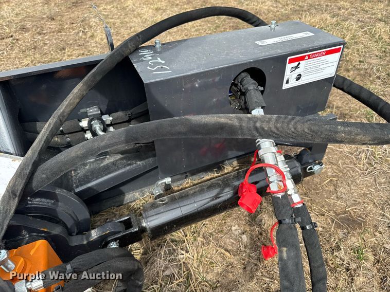 image for item DU9686 2024 LandHonor RG-11-5000G skid steer rotating grapple