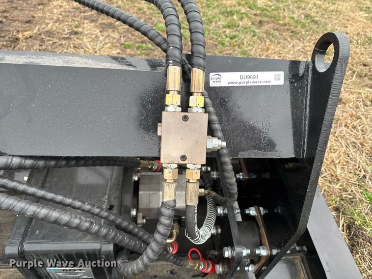 image for item DU9691 2024 AGT SSPC72 skid steer plate compactor