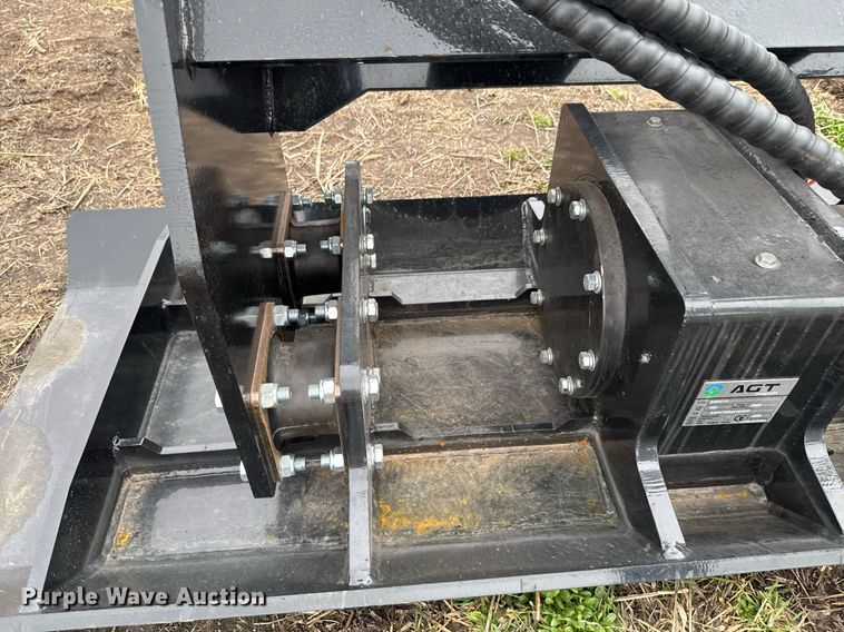 image for item DU9691 2024 AGT SSPC72 skid steer plate compactor