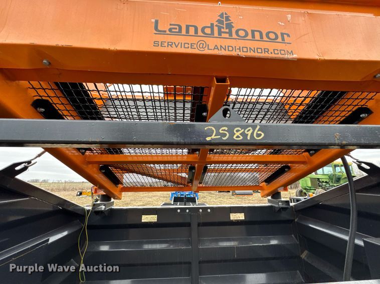 image for item DU9708 LandHonor SMS-64-40G screen