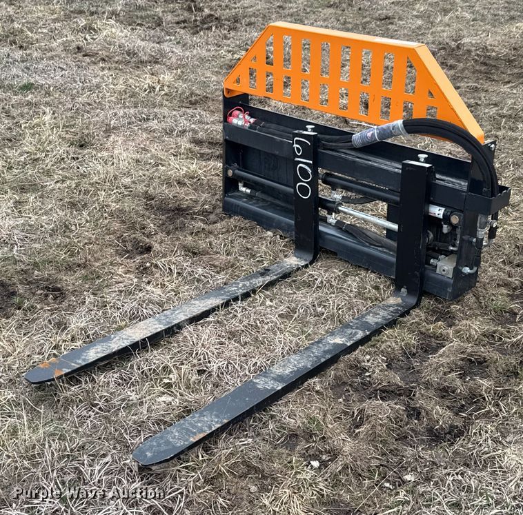 image for item DU9709 2024 Wolverine PFA-11-3300G skid steer forks