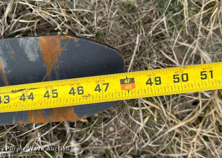 image for item DU9709 2024 Wolverine PFA-11-3300G skid steer forks