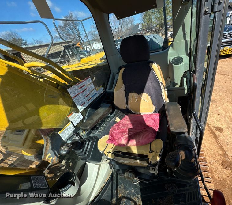 image for item DU9722 2015 Kobelco SK260LC-9 excavator