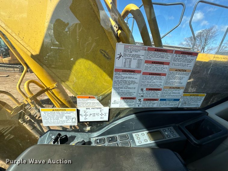 image for item DU9722 2015 Kobelco SK260LC-9 excavator