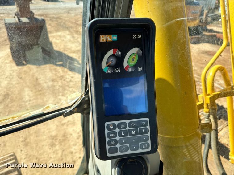 image for item DU9722 2015 Kobelco SK260LC-9 excavator