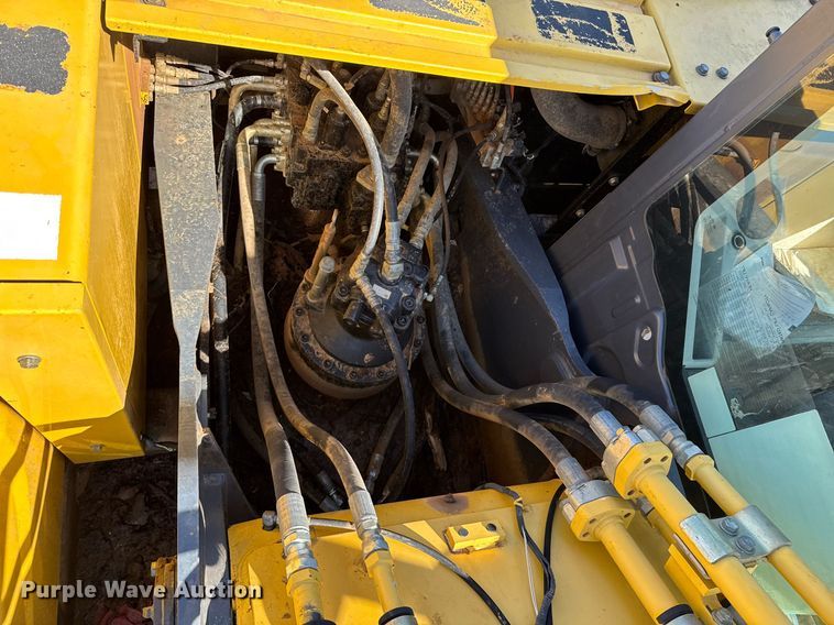 image for item DU9722 2015 Kobelco SK260LC-9 excavator