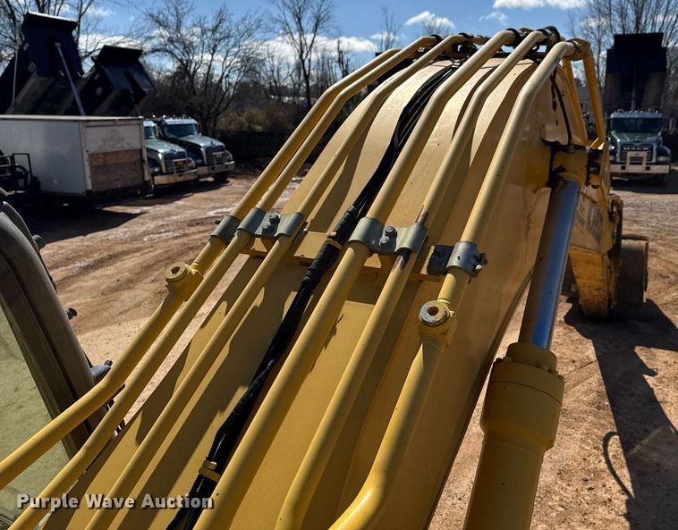 image for item DU9722 2015 Kobelco SK260LC-9 excavator