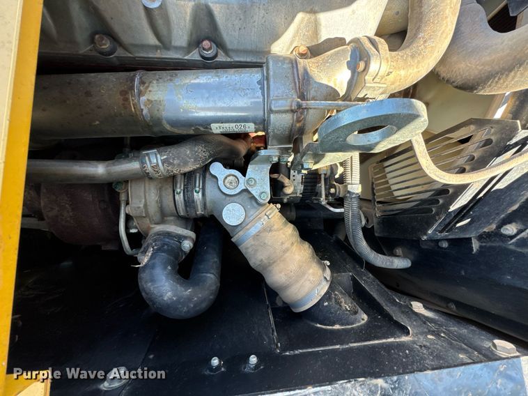 image for item DU9722 2015 Kobelco SK260LC-9 excavator