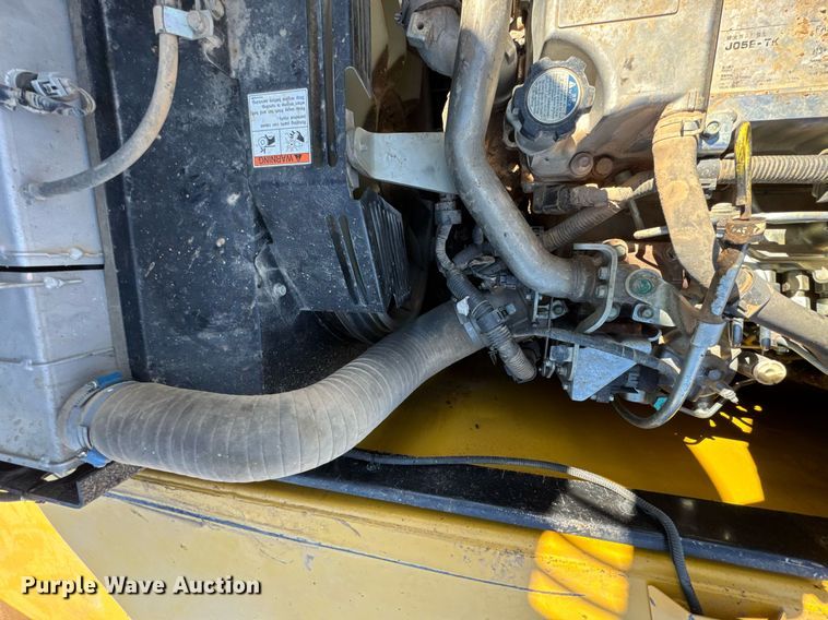 image for item DU9722 2015 Kobelco SK260LC-9 excavator