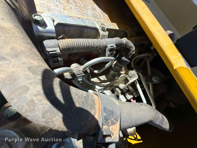 image for item DU9722 2015 Kobelco SK260LC-9 excavator