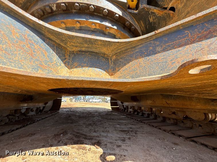 image for item DU9722 2015 Kobelco SK260LC-9 excavator