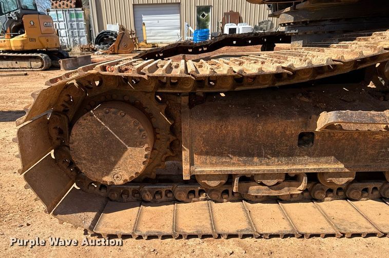 image for item DU9722 2015 Kobelco SK260LC-9 excavator