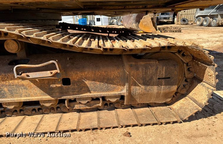 image for item DU9722 2015 Kobelco SK260LC-9 excavator