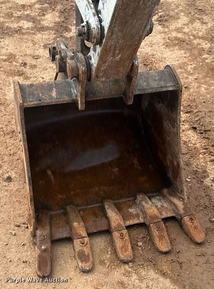 image for item DU9723 2017 Takeuchi TB240 mini excavator