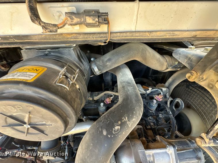 image for item DU9723 2017 Takeuchi TB240 mini excavator