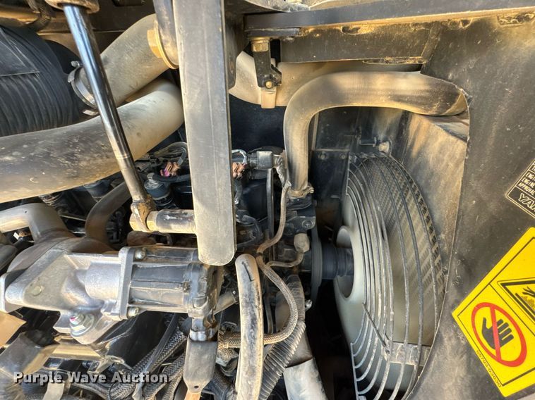 image for item DU9723 2017 Takeuchi TB240 mini excavator