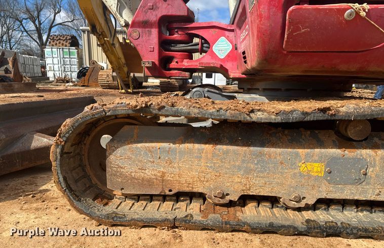 image for item DU9723 2017 Takeuchi TB240 mini excavator