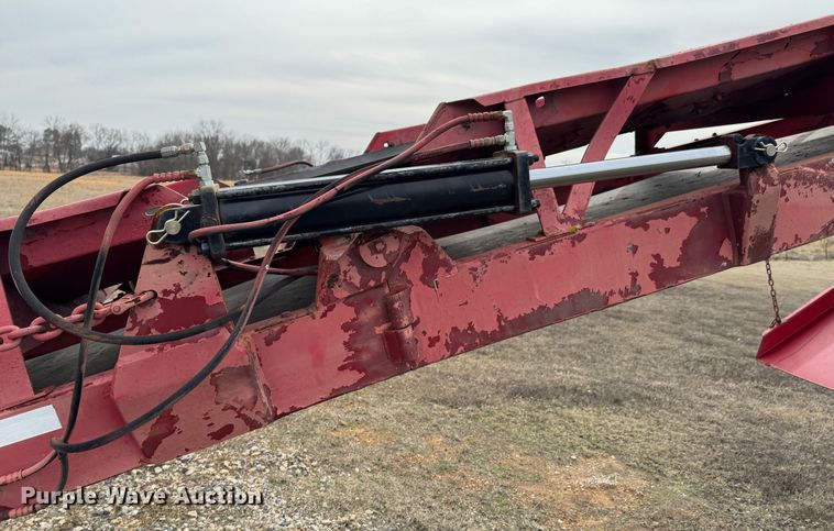 image for item DU9727 1997 Morbark 1200 tub grinder