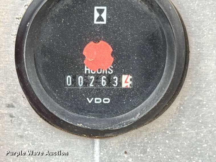 image for item DU9727 1997 Morbark 1200 tub grinder