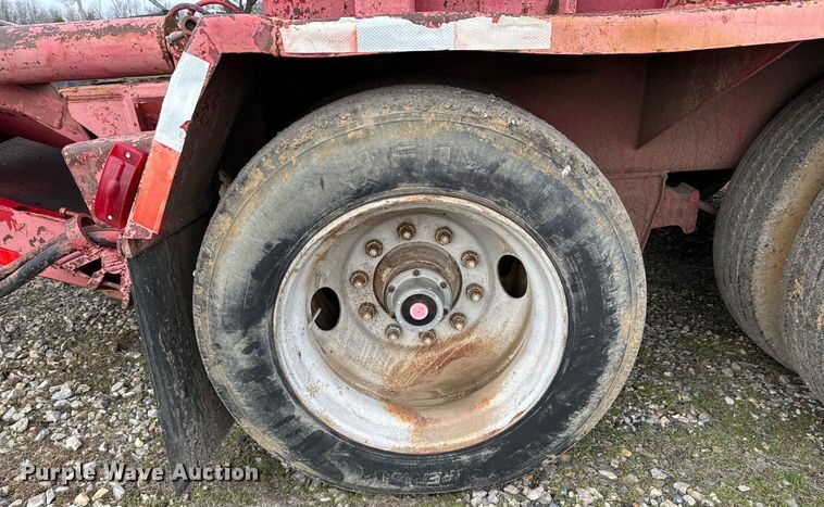 image for item DU9727 1997 Morbark 1200 tub grinder