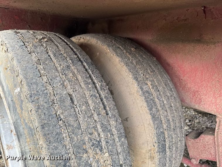 image for item DU9727 1997 Morbark 1200 tub grinder