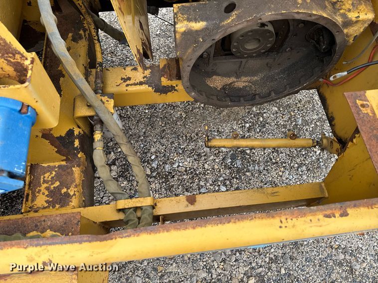 image for item DU9728 Vermeer BC1800A wood chipper