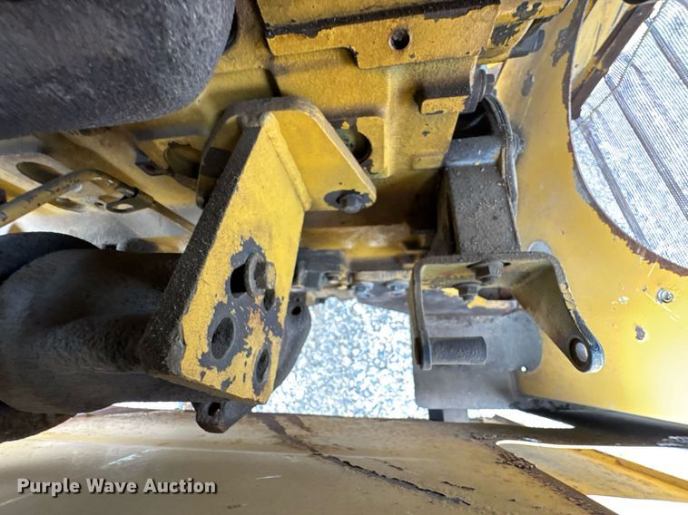 image for item DU9728 Vermeer BC1800A wood chipper