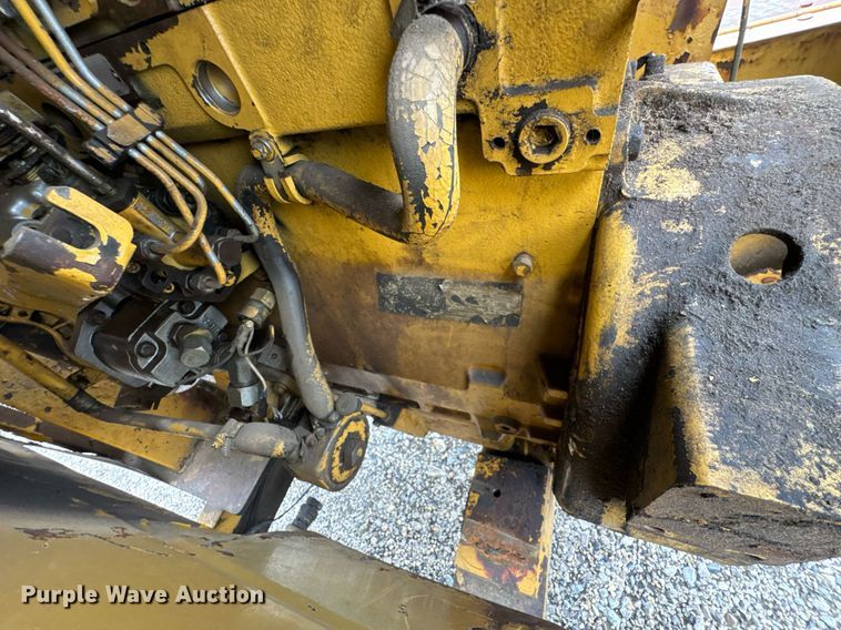 image for item DU9728 Vermeer BC1800A wood chipper