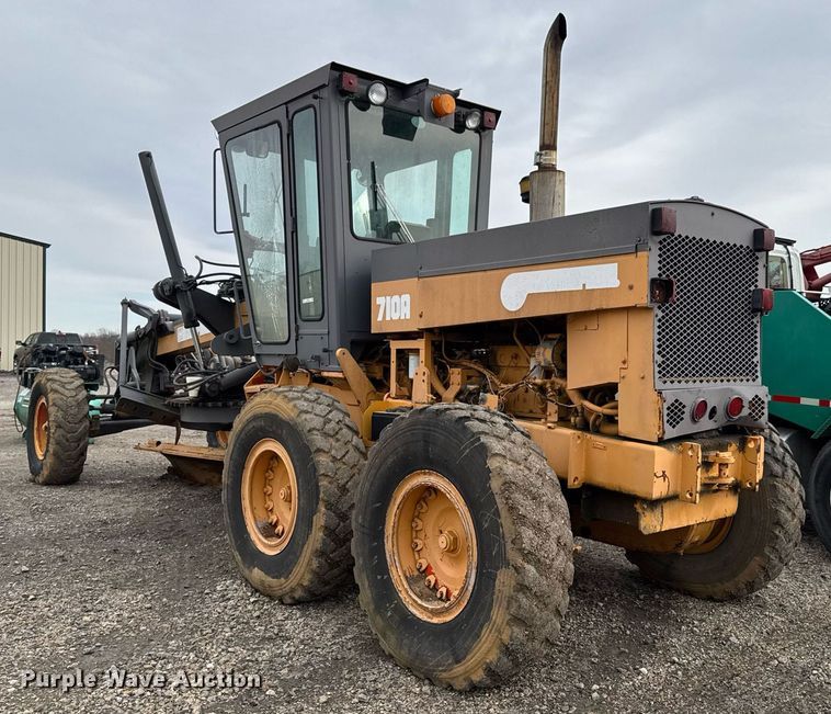 image for item DU9731 1990 Champion 710A motor grader