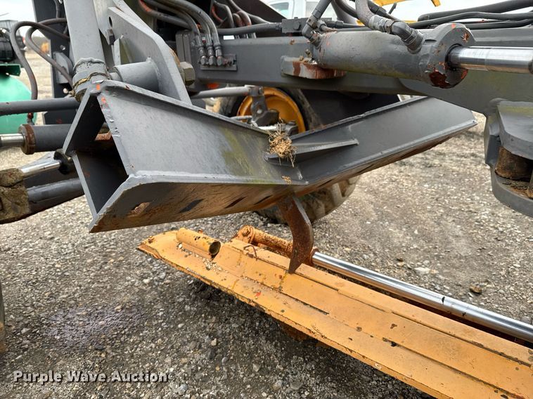 image for item DU9731 1990 Champion 710A motor grader