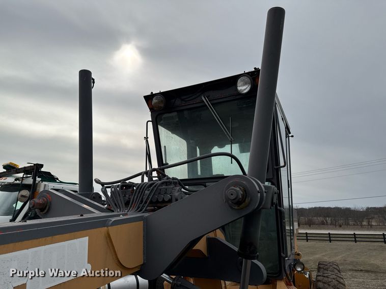 image for item DU9731 1990 Champion 710A motor grader