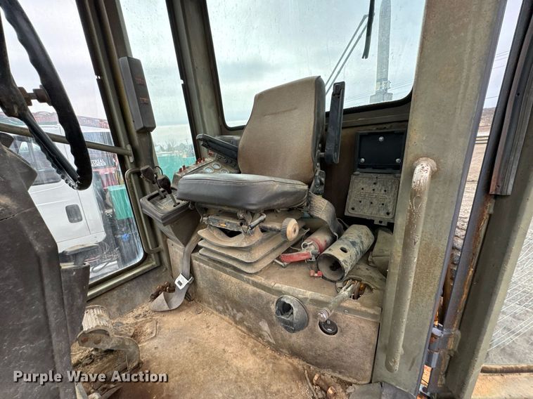 image for item DU9731 1990 Champion 710A motor grader