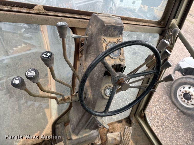 image for item DU9731 1990 Champion 710A motor grader