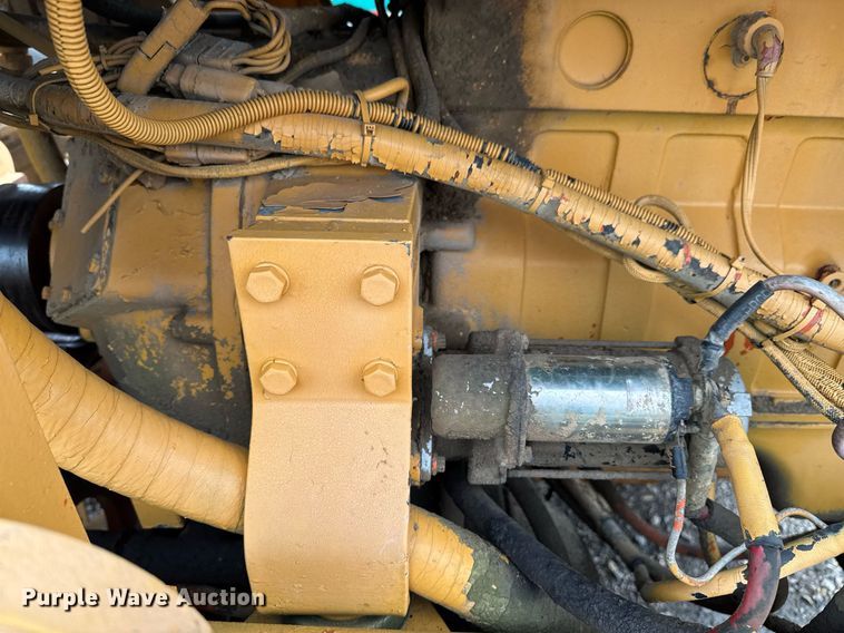 image for item DU9731 1990 Champion 710A motor grader