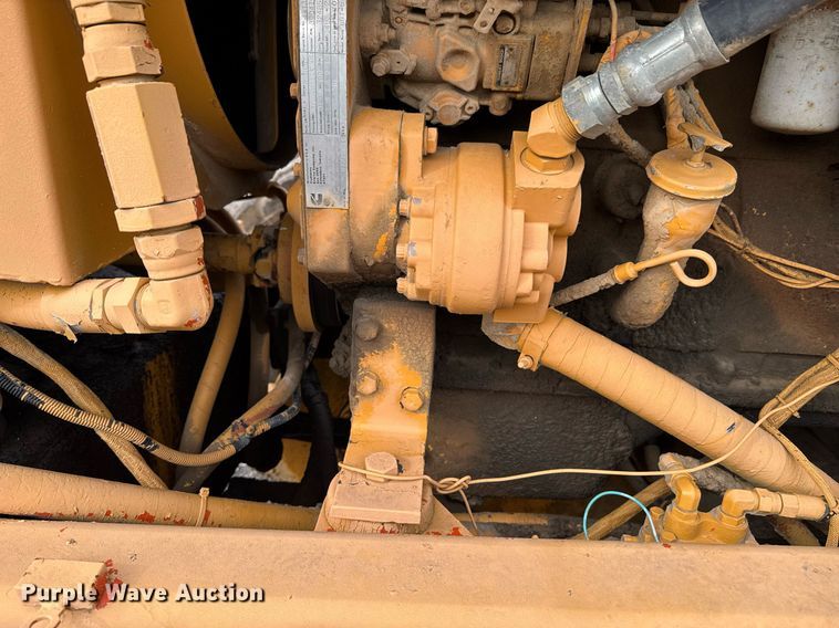 image for item DU9731 1990 Champion 710A motor grader