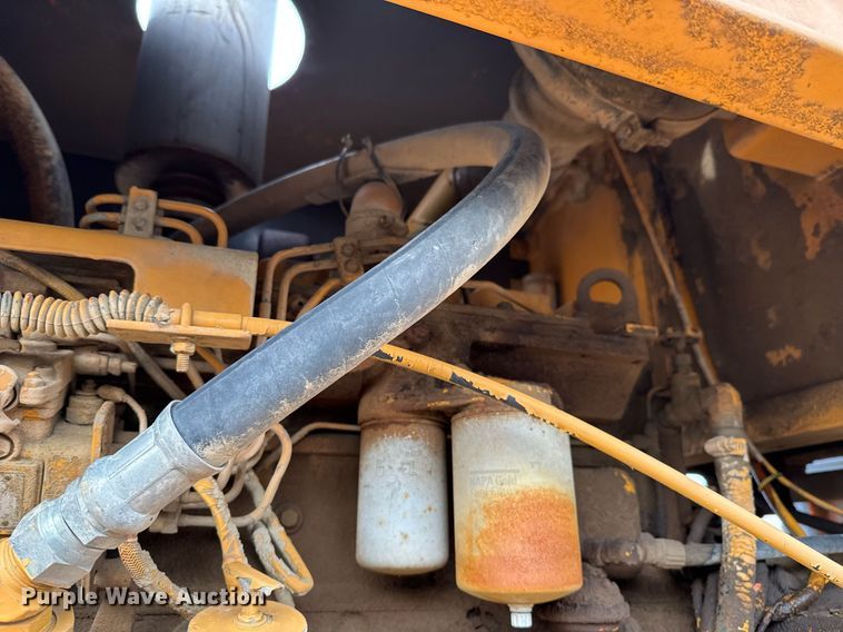 image for item DU9731 1990 Champion 710A motor grader