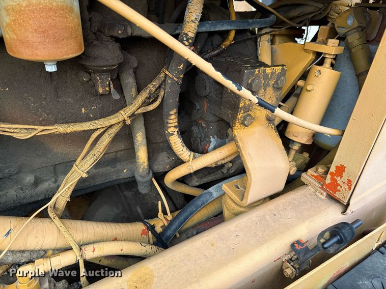 image for item DU9731 1990 Champion 710A motor grader